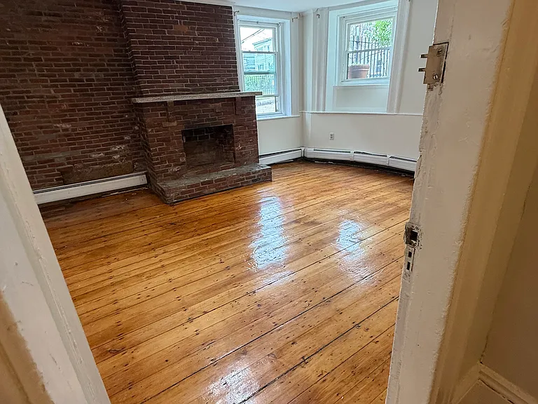 177 Webster St #G — Photo 17