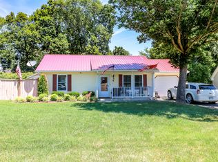 106 Redbud Ln, La Vergne, TN 37086