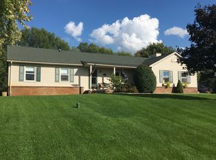3419 Valley Brook Ln, Brighton, MI