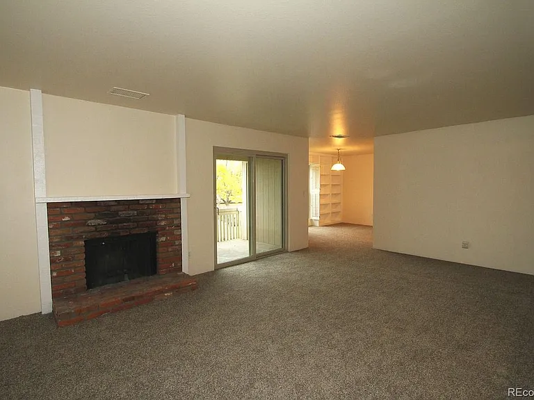 7333 S Xenia Cir #D — Photo 2