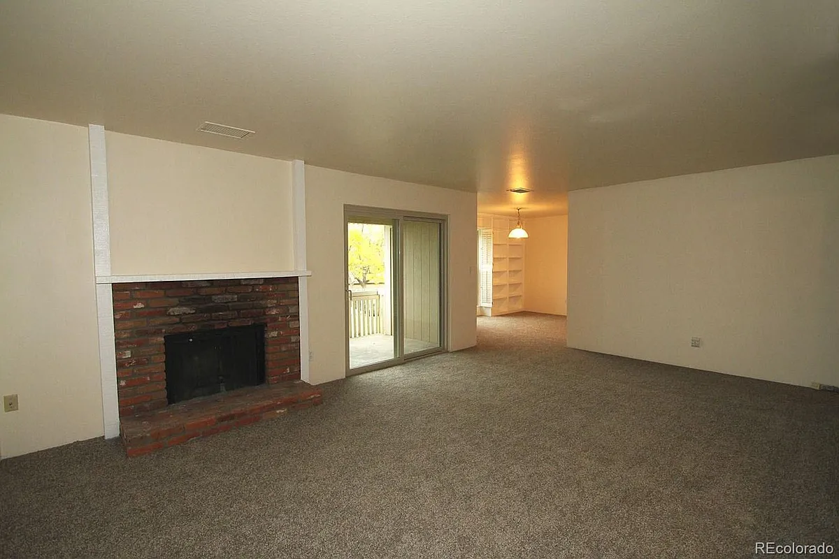 Building Photo - 7333 S Xenia Cir #D