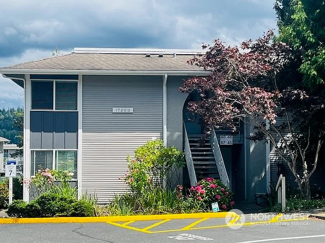 17203 NE 45th Street #48 photo 1
