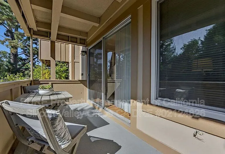 2450 W Bayshore Rd #3 — Photo 14