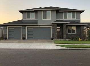 2136 SE 11th Pl, Canby, OR 97013