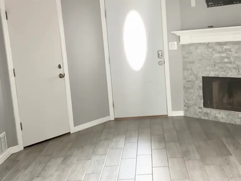 11805 Scott Simpson Dr — Photo 1