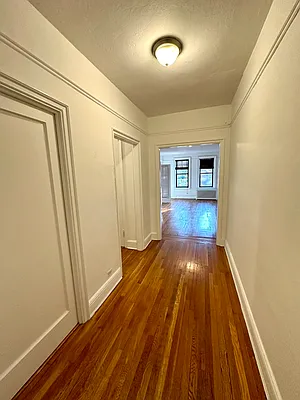 Rented by LRGNY Group, Inc. | media 12