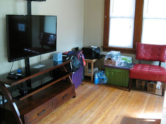 flat screen tv