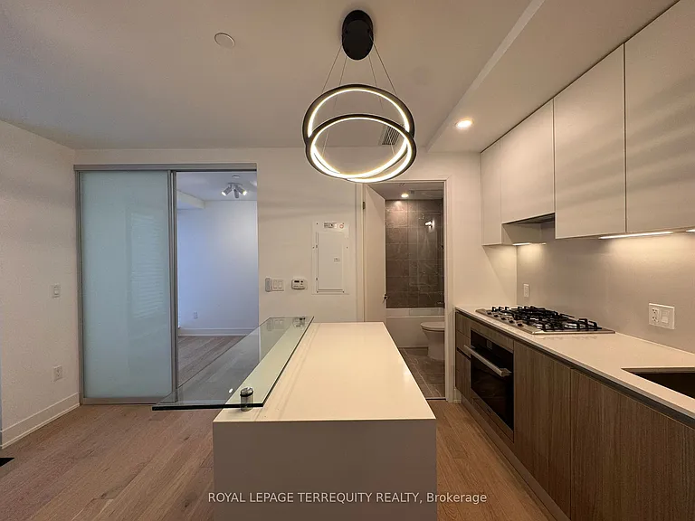 200 Keewatin Ave #103 — Photo 3