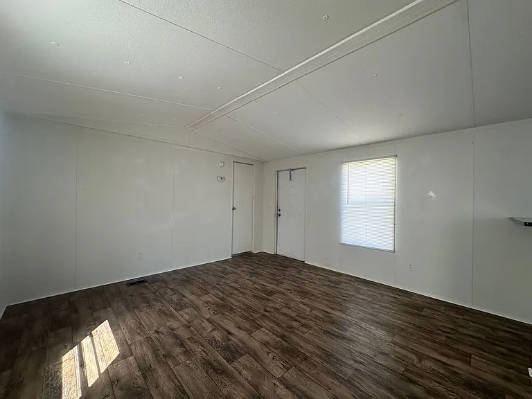 134 Littleton St — Photo 5