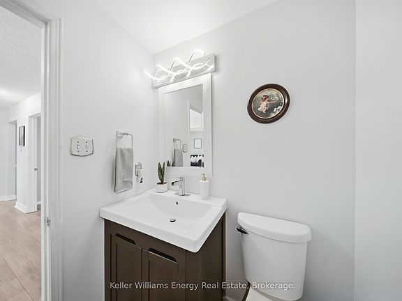 5th image of 1083 Ridge Valley Dr
