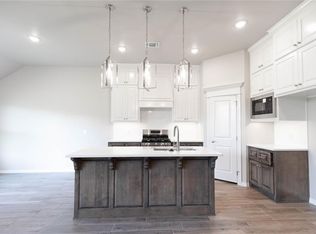 9212 NW 86th St, Yukon, OK 73099