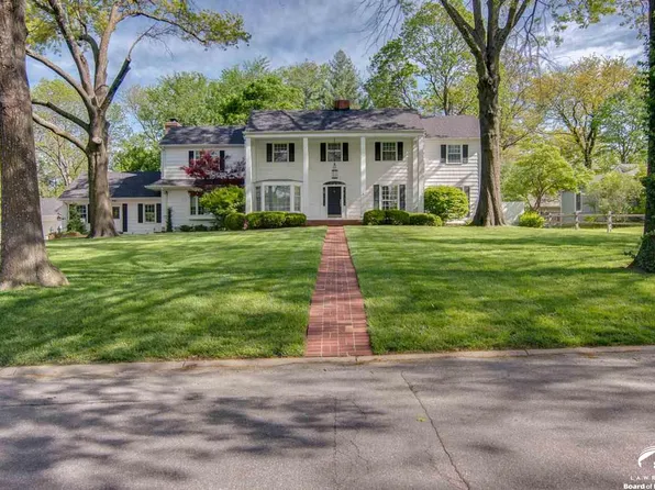 1654 University Dr, Lawrence, KS 66044
