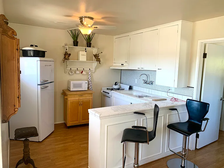 2528 De La Vina St — Photo 29