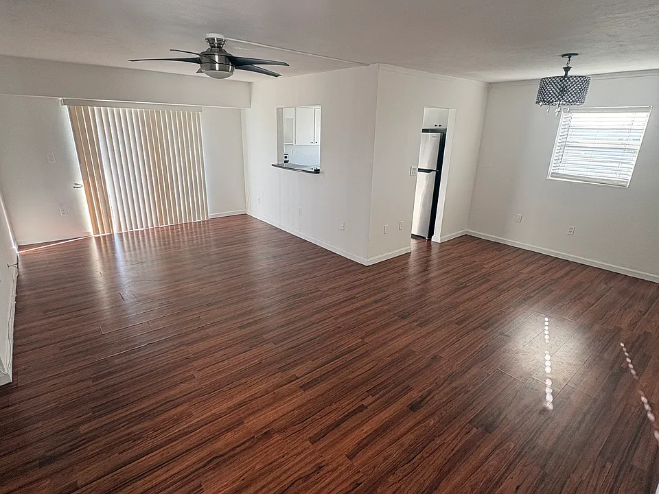 7620 Carlyle Ave #501