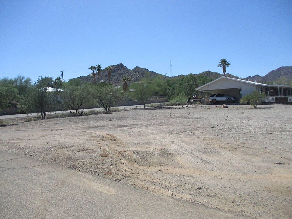 2nd image of 800 W Morondo Ave