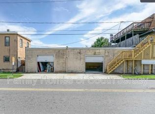 242 N Broadway, Gloucester City, NJ 08030