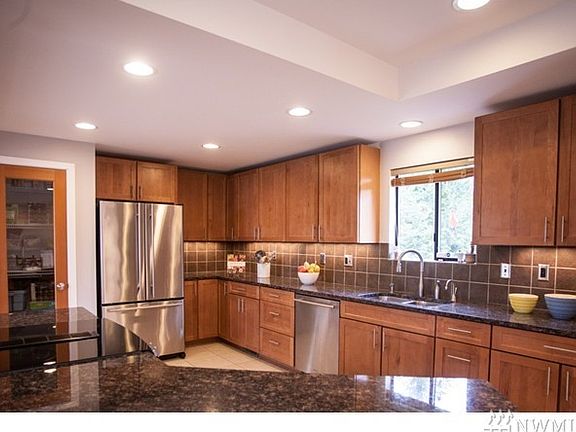 5th image of 18014 8th Ave NW