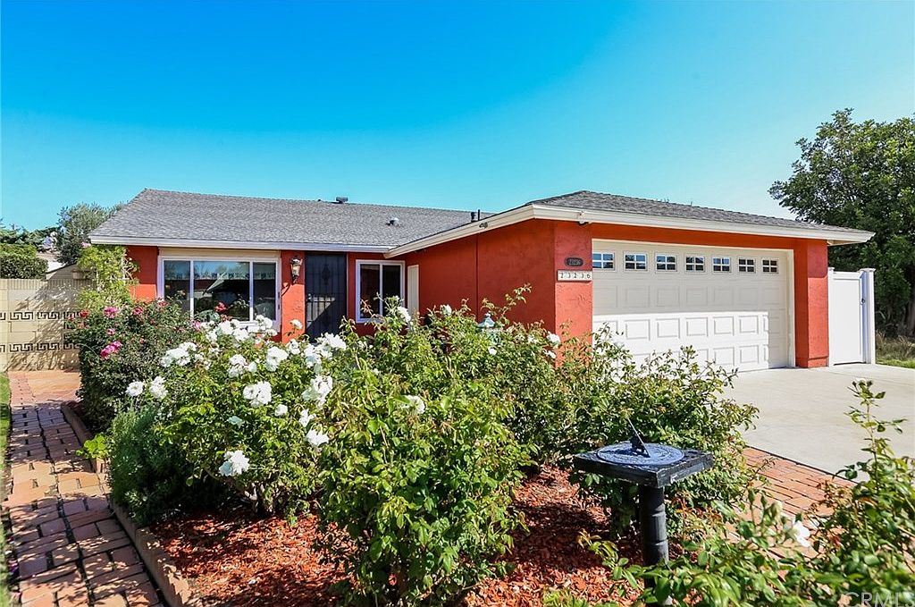 Y・O 23236 Pryor Pl, Harbor City, CA 90710 | Zillow