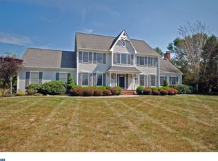 2 Carsdale Dr, Belle Mead, NJ 08502