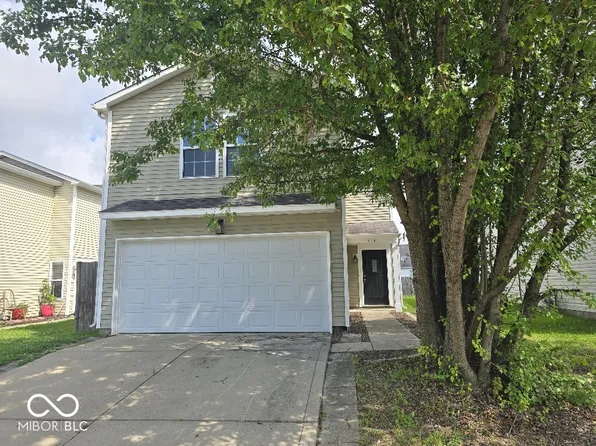 10886 Glenayr Dr, Camby, IN 46113