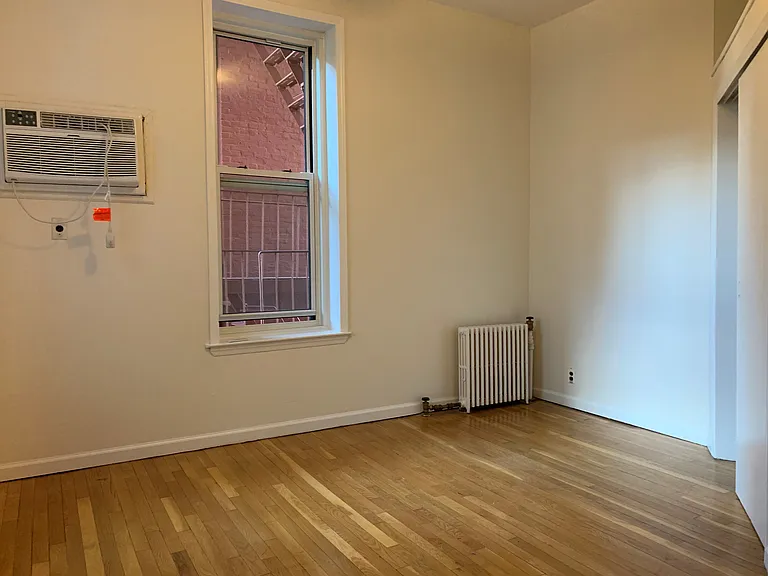 101 W 86th St #2E — Photo 6
