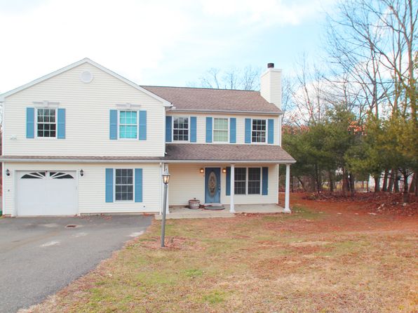 6 Stephanie Ln