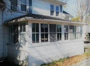 5428 S Abbott Rd, Hamburg, NY 14075