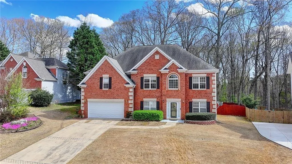 5 bed, 4.0 bath, 3155 sqft, $3,000 — Photo 1