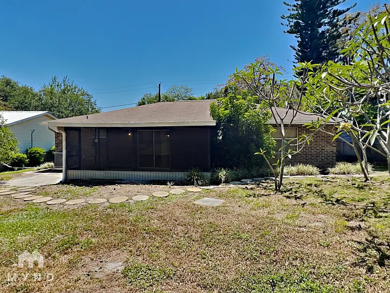 132 E Poinsettia St — Photo 19