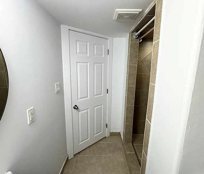 2260 Cadillac St #LOWER — Photo 16