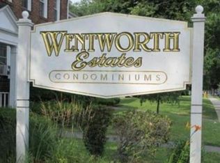 63 Colony Rd APT 1A, West Springfield, MA 01089