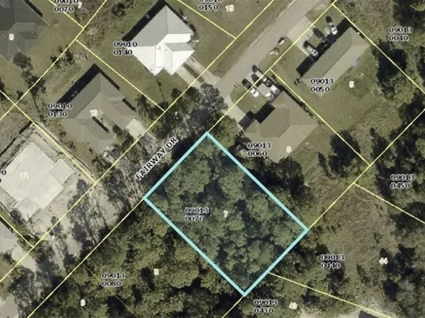 2241-2243 Fairway Dr, LEHIGH ACRES, FL 33973