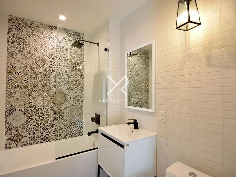 806 Saint Johns Pl #2C — Photo 6