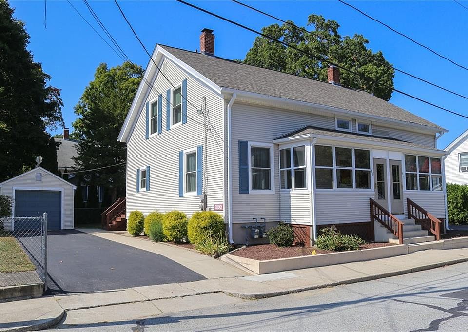 81 Chestnut St Manville, RI, 02838 Apartments for Rent Zillow