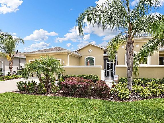 3rd image of 2123 Sifield Greens Way