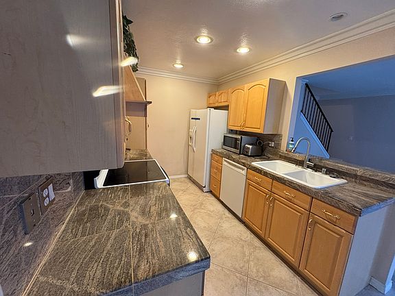 4th image of 2853 Instone Ct