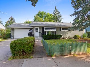 896 W 18th Ave, Oshkosh, WI 54902