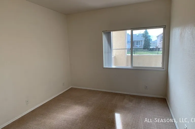 3790 Strawberry Field Grv #D — Photo 10