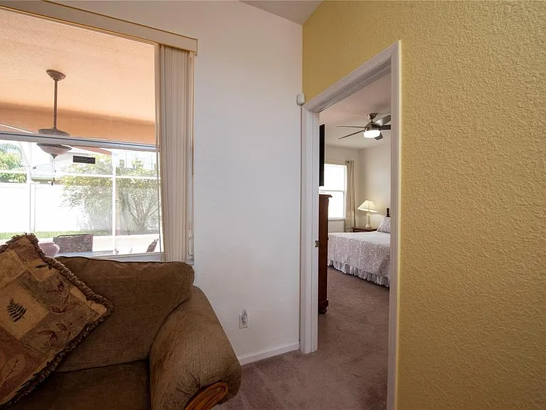 2920 Willow Creek Ln — Photo 72