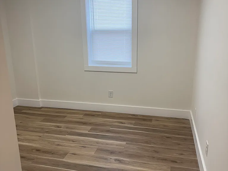 3704 Hardwood Rd — Photo 6