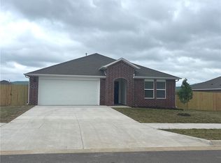 520 Colorado St, Farmington, AR 72730