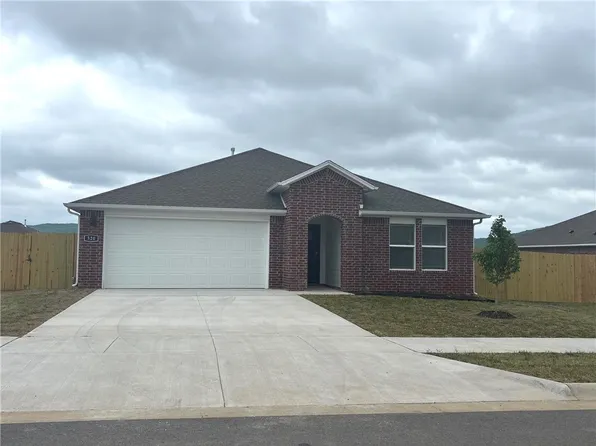 520 Colorado St, Farmington, AR 72730