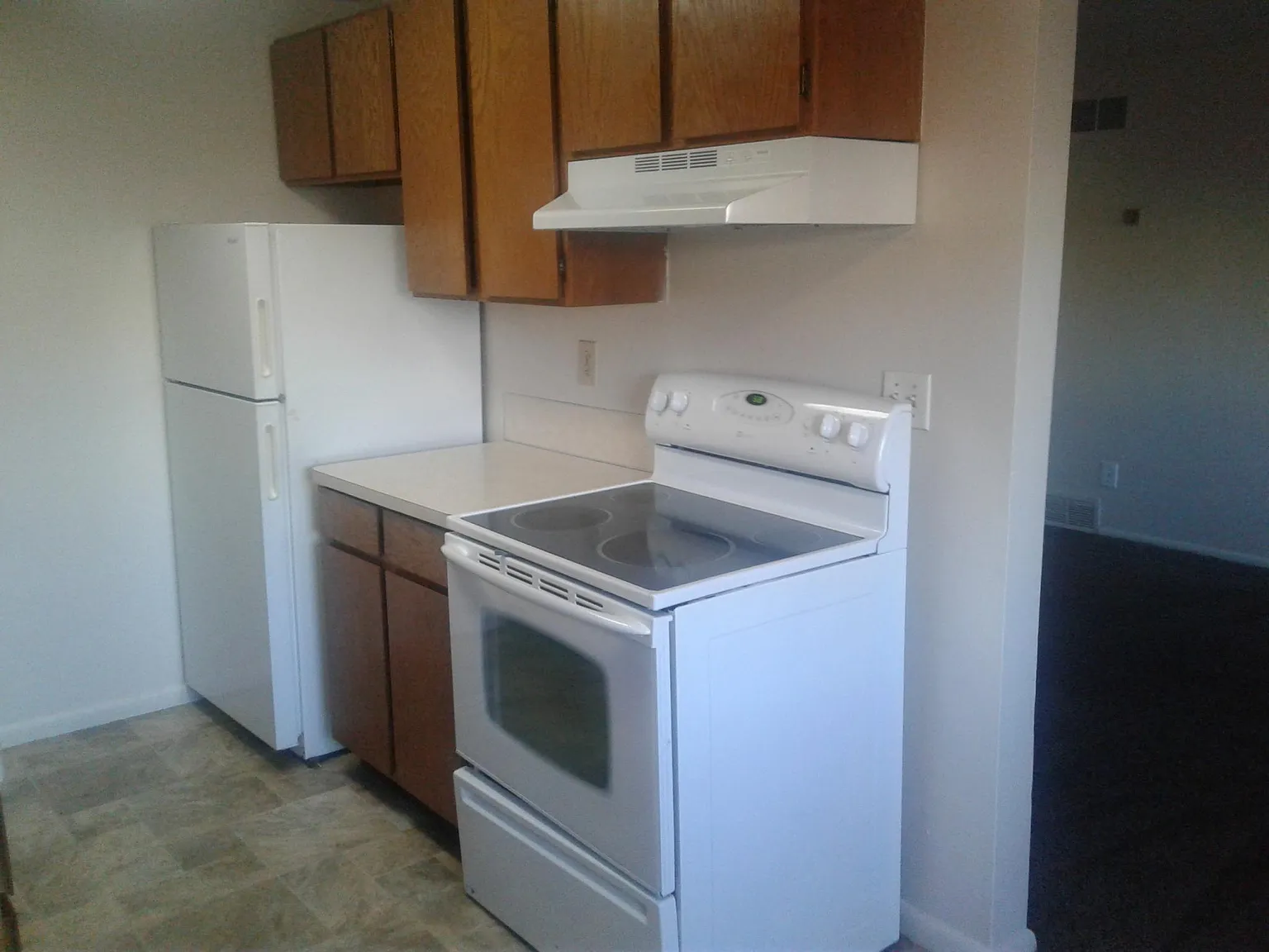 2 bed, 850 sqft, $1,350 — Photo 4
