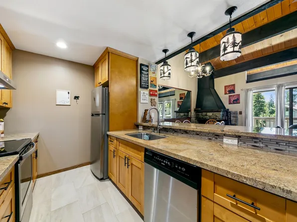 1001 Commonwealth Dr #106, Kings Beach, CA 96143