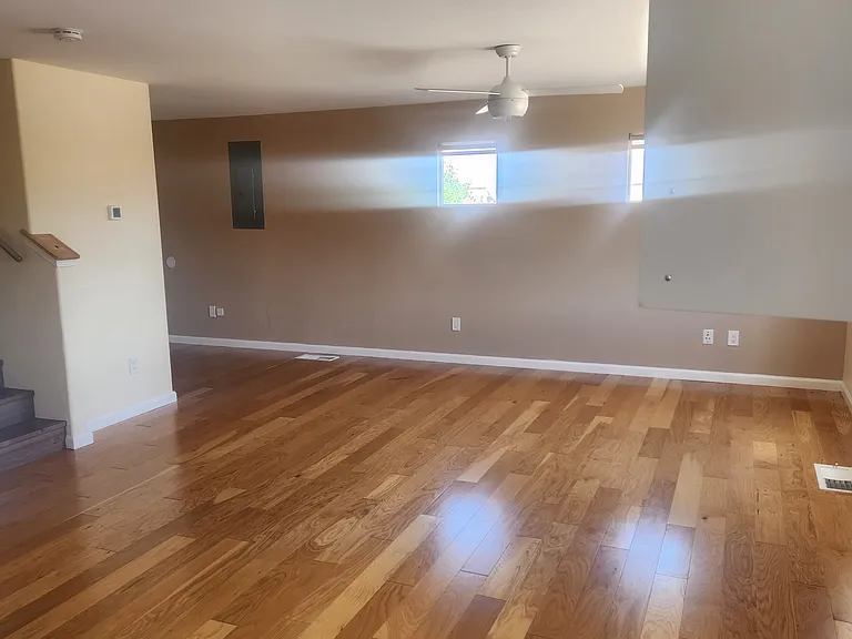 8770 Sunset Breeze Dr — Photo 5