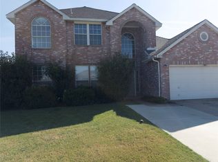 3613 Cotton Creek Ln, Fort Worth, TX 76123