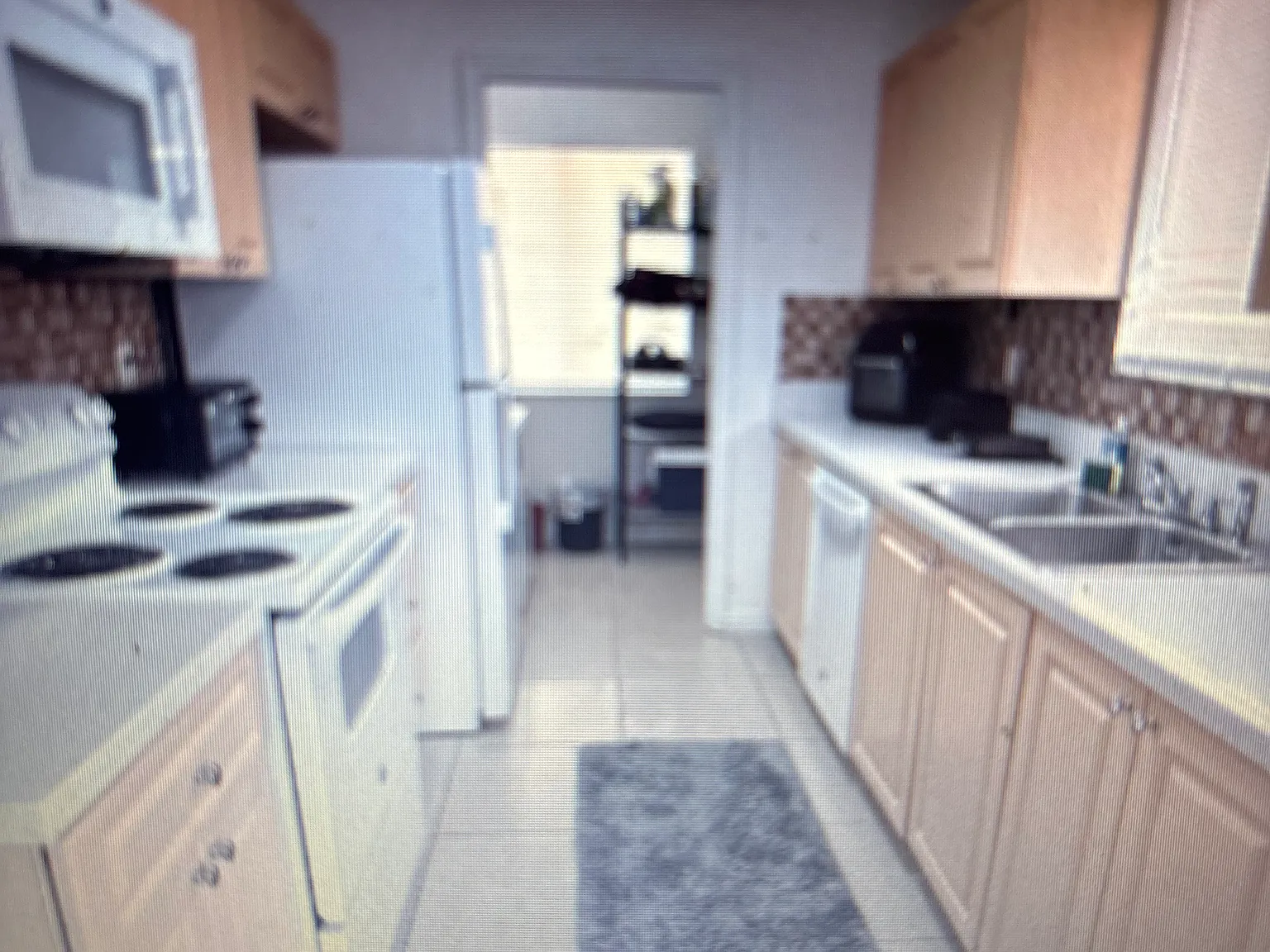 3 bed, 1200 sqft, $2,900 — Photo 1
