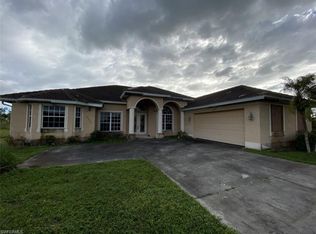 18445 Royal Hammock Blvd, Naples, FL 34114