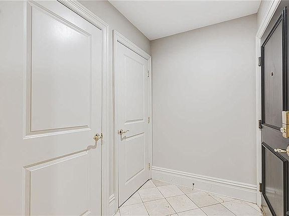 4th image of 6 N 6th St APT 4B