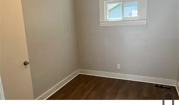 1763 W Gaulbert Ave — Photo 7